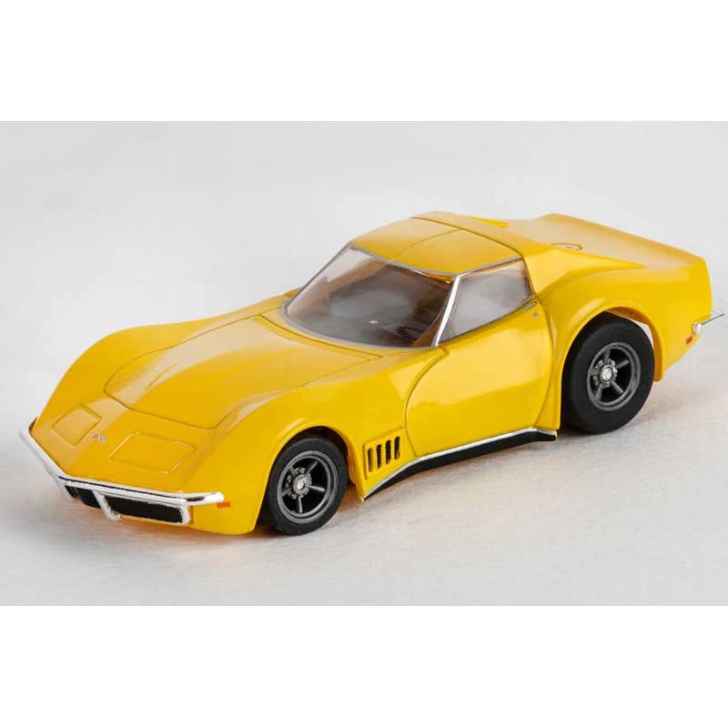 AFX America's Sports Car Chevy Corvette 32-Foot Mega G+ HO Slot Car Track Set W/Tri-Power 3 AFX America's Sports Car Chevy Corvette 32-Foot Mega G+ HO Slot Car Track Set W/Tri-Power - Image 3