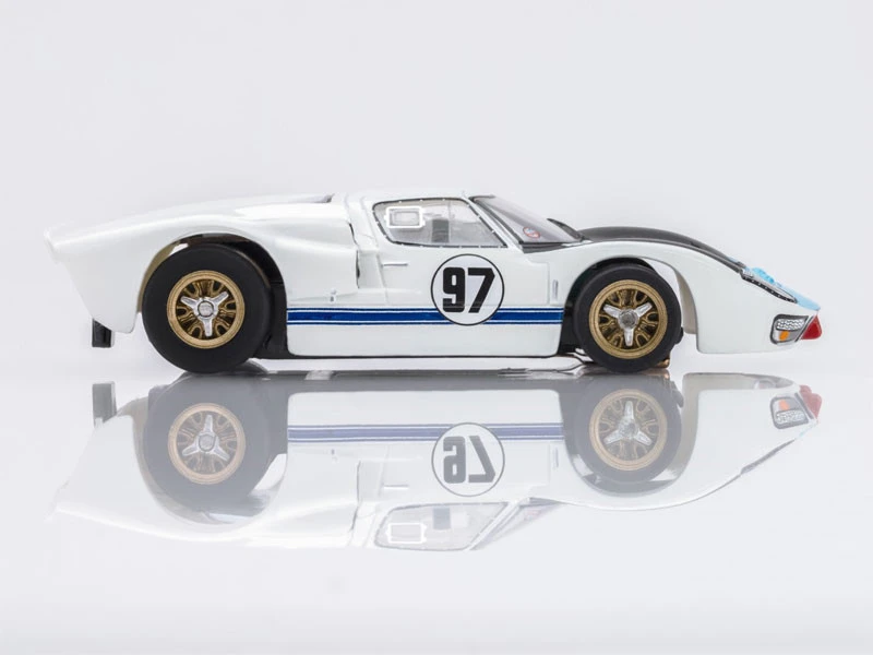 AFX Ford GT40 MKII 1966 Daytona #97 White/Black/Blue Mega G+ HO Slot Car 4 AFX Ford GT40 MKII 1966 Daytona #97 White/Black/Blue Mega G+ HO Slot Car - Image 4
