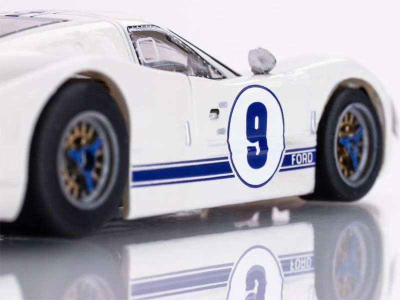 AFX Ford GT40 Mark IV #9 White Mega G+ HO Slot Car 11 AFX Ford GT40 Mark IV #9 White Mega G+ HO Slot Car - Image 11