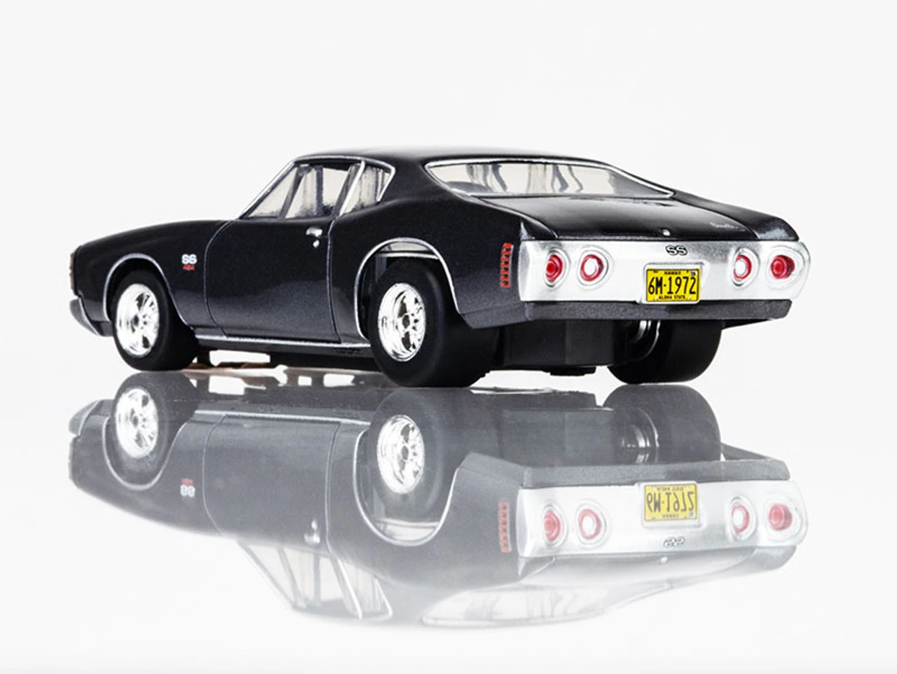 AFX 1972 Chevelle SS454 Silver/Black Mega G+ HO Slot Car 8 AFX 1972 Chevelle SS454 Silver/Black Mega G+ HO Slot Car - Image 8