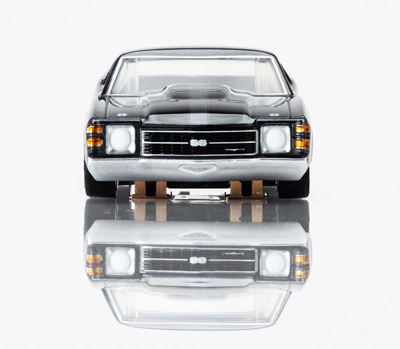 AFX 1972 Chevelle SS454 Silver/Black Mega G+ HO Slot Car 4 AFX 1972 Chevelle SS454 Silver/Black Mega G+ HO Slot Car - Image 4