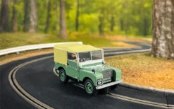 Scalextric Land Rover Series 1 - HUE166 1/32 Slot Car -RC SuperStore SCA C4600 7 36712.1751985075