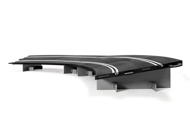Scalextric 1/32 Radius 3 10° Banked Curve 45° (2) 3 Scalextric 1/32 Radius 3 10° Banked Curve 45° (2) - Image 3