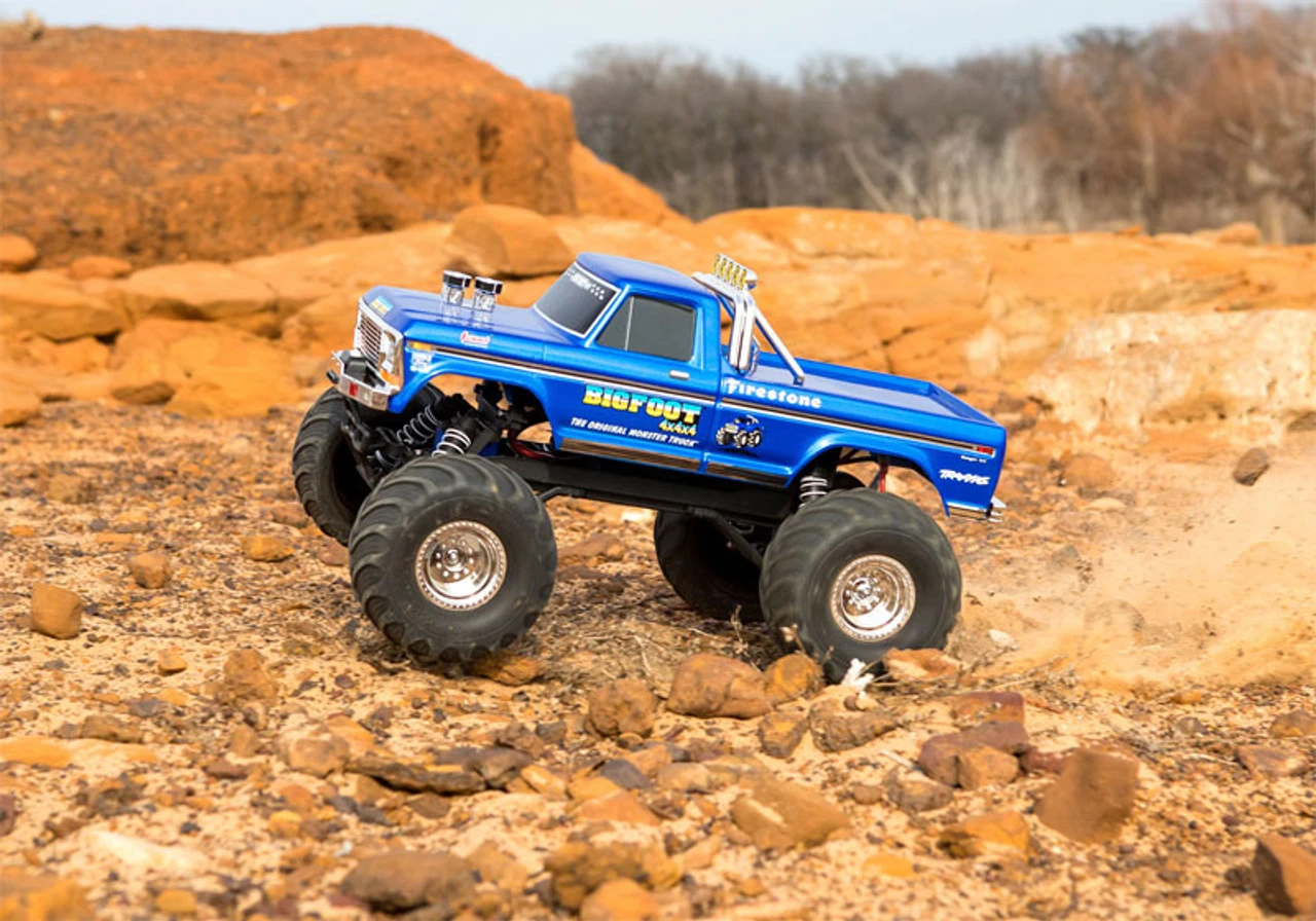 Traxxas BIGFOOT 2WD Brushless BL-2s RTR Monster Truck 3 Traxxas BIGFOOT 2WD Brushless BL-2s RTR Monster Truck - Image 3