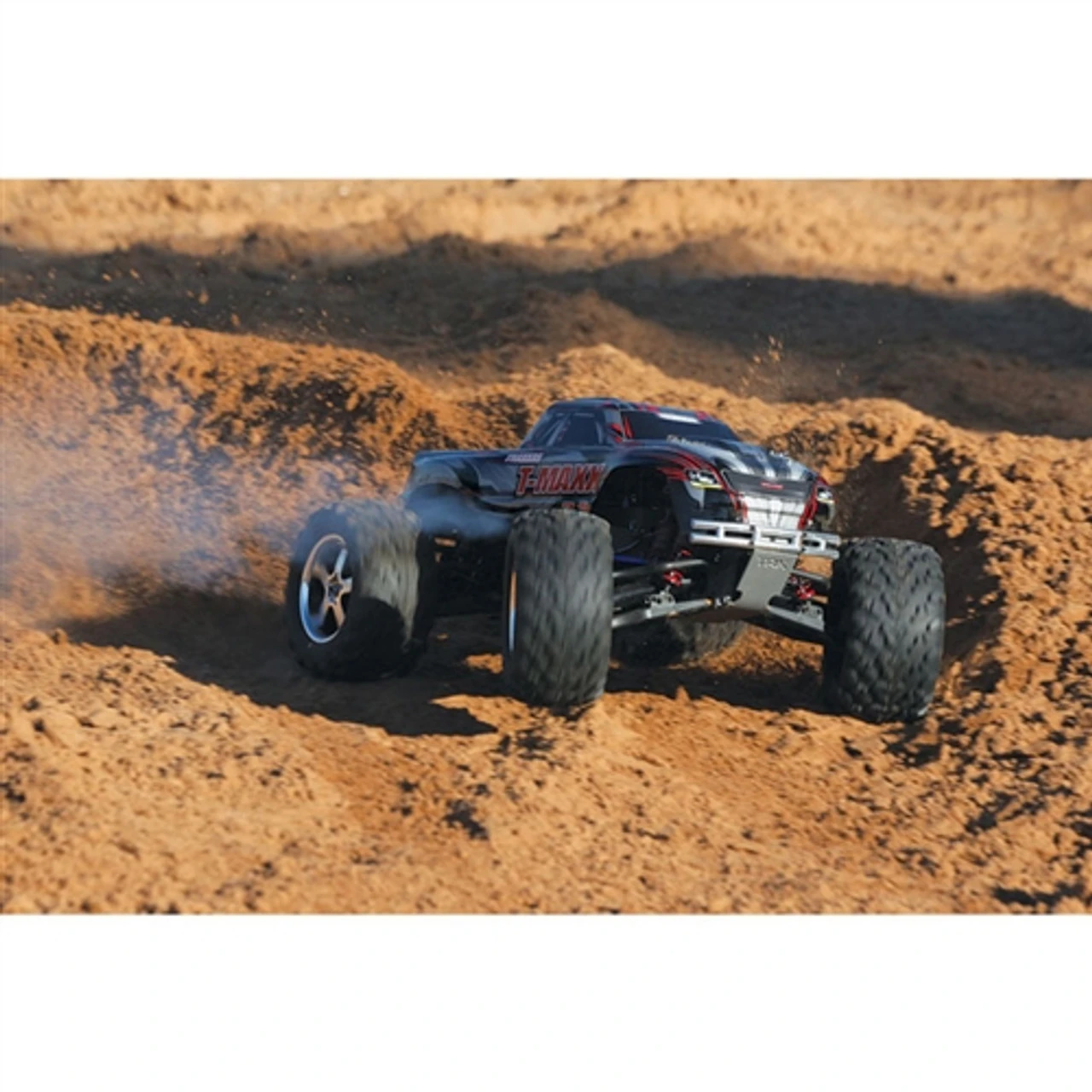 Traxxas T-Maxx 3.3 4WD RTR W/TQi, Telemetry, & TSM Stability Management 7 Traxxas T-Maxx 3.3 4WD RTR W/TQi, Telemetry, & TSM Stability Management - Image 7