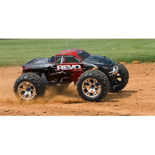 Traxxas Revo 3.3 Nitro 4WD RC Monster Truck W/TSM & Telemetry 4 Traxxas Revo 3.3 Nitro 4WD RC Monster Truck W/TSM & Telemetry - Image 4