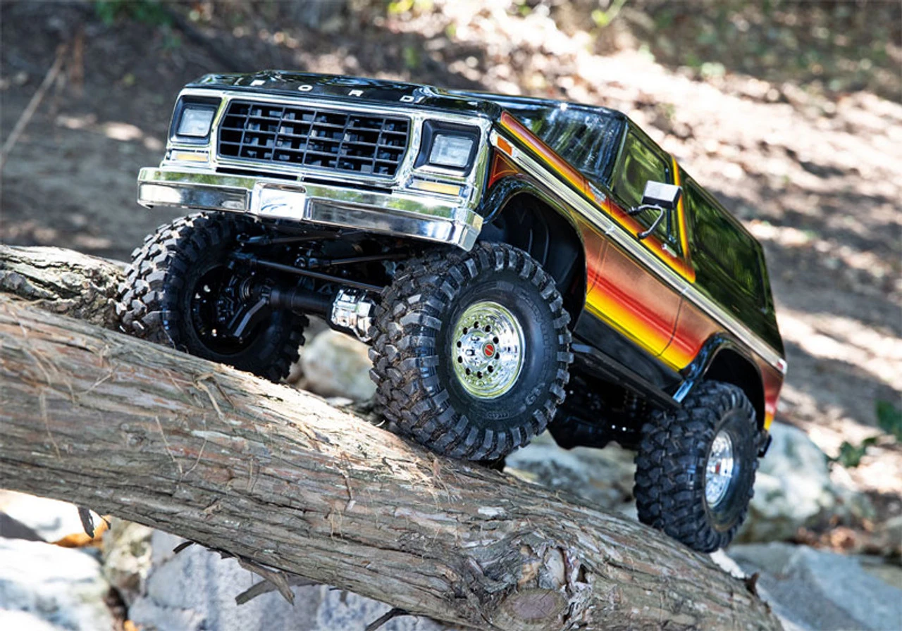 Traxxas TRX-4 1979 Ford Bronco 4WD RTR Crawler Trail Truck & Clipless Body W/3S LiPo COMBO 3 Traxxas TRX-4 1979 Ford Bronco 4WD RTR Crawler Trail Truck & Clipless Body W/3S LiPo COMBO - Image 3
