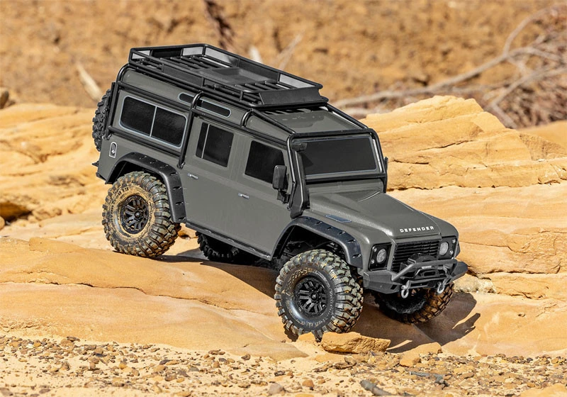 Traxxas TRX-4 Trail RC 4x4 Crawler RTR W/Land Rover Defender Body With Clipless Body W/3S LiPo COMBO 6 Traxxas TRX-4 Trail RC 4x4 Crawler RTR W/Land Rover Defender Body With Clipless Body W/3S LiPo COMBO - Image 6