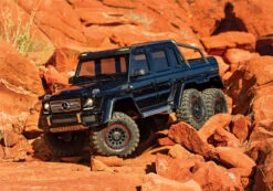 Traxxas TRX-6 Mercedes-Benz G 63 AMG 6x6 Scale & Trail RTR RC Crawler With Clipless Body 26 Traxxas TRX-6 Mercedes-Benz G 63 AMG 6x6 Scale & Trail RTR RC Crawler With Clipless Body -RC SuperStore TRA88296 4 6 98198.1726764083