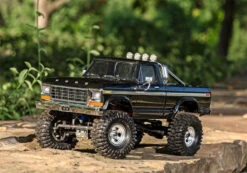 Traxxas 1/18 TRX-4m 1979 Ford F-150 High Trail Edition 4x4 RTR Crawler W/ID Battery & USB Charger -RC SuperStore TRA97044 1 6 22836.1714526953