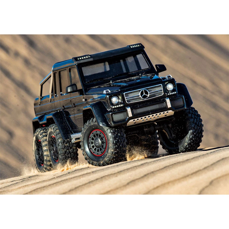 Traxxas TRX-6 Mercedes-Benz G63 6x6 Scale & Trail RTR RC Crawler 3 Traxxas TRX-6 Mercedes-Benz G63 6x6 Scale & Trail RTR RC Crawler - Image 3