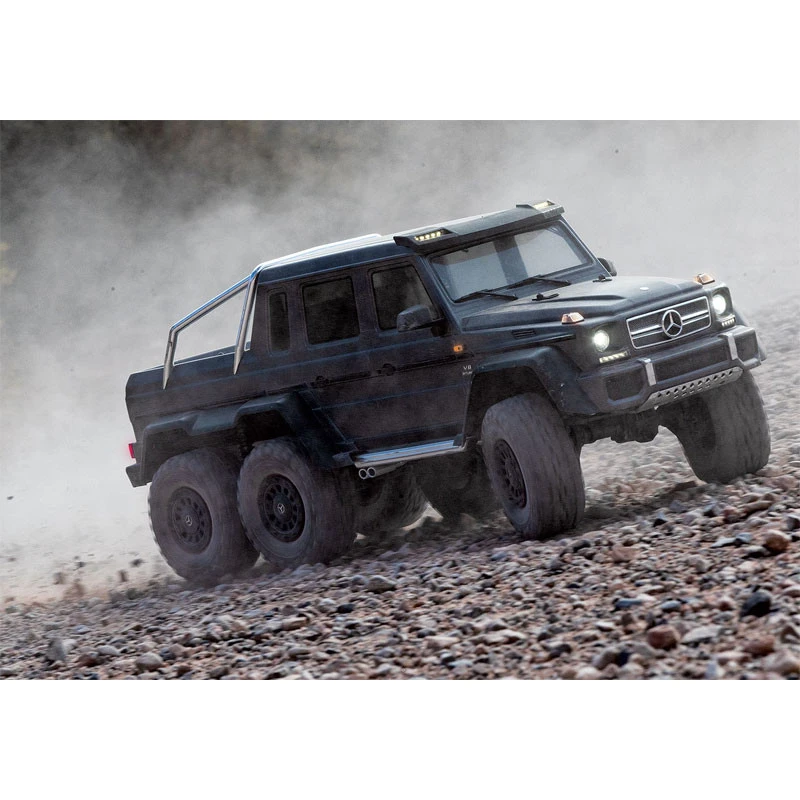 Traxxas TRX-6 Mercedes-Benz G63 6x6 Scale & Trail RTR RC Crawler 7 Traxxas TRX-6 Mercedes-Benz G63 6x6 Scale & Trail RTR RC Crawler - Image 7