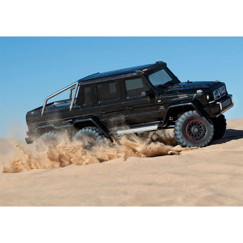 Traxxas TRX-6 Mercedes-Benz G63 6x6 Scale & Trail RTR RC Crawler 9 Traxxas TRX-6 Mercedes-Benz G63 6x6 Scale & Trail RTR RC Crawler - Image 9
